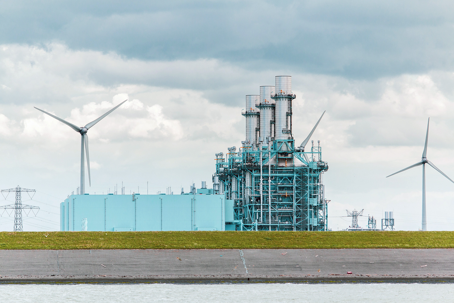 Met kolencentrales wordt geld driemaal uitgegeven